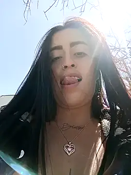 Snapshot of Freyja300 chatting on 01-20-25, 05:37 Freyja300 online show from 01-20-25, 05:37