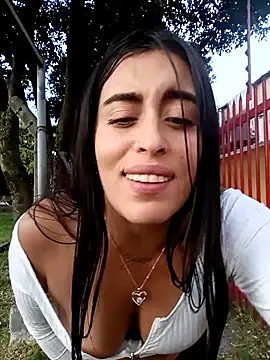 Snapshot of Freyja300 chatting on 01-28-25, 11:07 Freyja300 online show from 01-28-25, 11:07