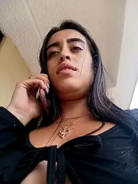 Snapshot of Freyja300 chatting on 02-02-25, 08:08 Freyja300 online show from 02-02-25, 08:08