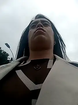 Snapshot of Freyja300 chatting on 03-07-25, 08:23 Freyja300 online show from 03-07-25, 08:23