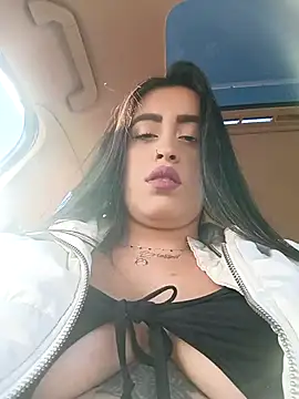 Snapshot of Freyja300 chatting on 11-30-25, 01:59 Freyja300 online show from 11-30-25, 01:59