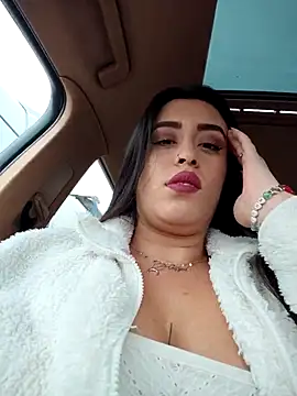 Snapshot of Freyja300 chatting on 12-15-25, 10:19 Freyja300 online show from 12-15-25, 10:19