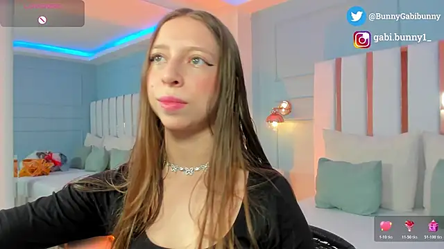 Snapshot of gabi_bunny chatting on 02-20-26, 03:23 gabi bunny online show from 02-20-26, 03:23
