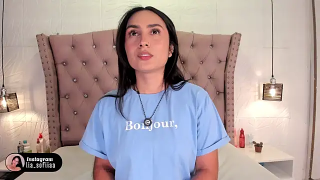 Snapshot of lia_sofiia chatting on 04-13-26, 08:53 lia sofiia online show from 04-13-26, 08:53