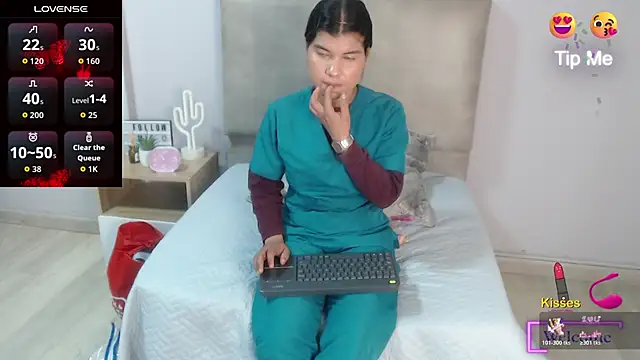 SophiaMeyerst online show from 04-30-26, 06:14