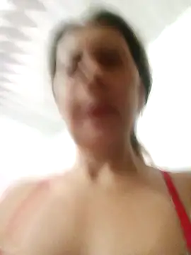 Snapshot of Mia-funny20 chatting on 01-15-25, 01:52 Mia-funny20 online show from 01-15-25, 01:52