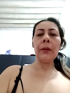 Snapshot of Mia-funny20 chatting on 02-02-25, 03:17 Mia-funny20 online show from 02-02-25, 03:17