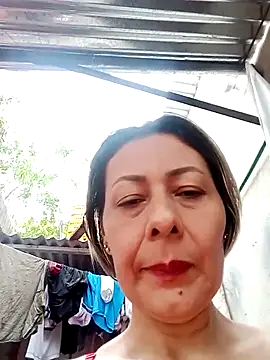 Snapshot of Mia-funny20 chatting on 02-22-25, 02:19 Mia-funny20 online show from 02-22-25, 02:19