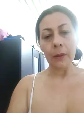 Snapshot of Mia-funny20 chatting on 03-19-25, 02:16 Mia-funny20 online show from 03-19-25, 02:16