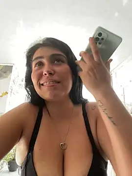 emma  cute   online show from 12-13-25, 07:53