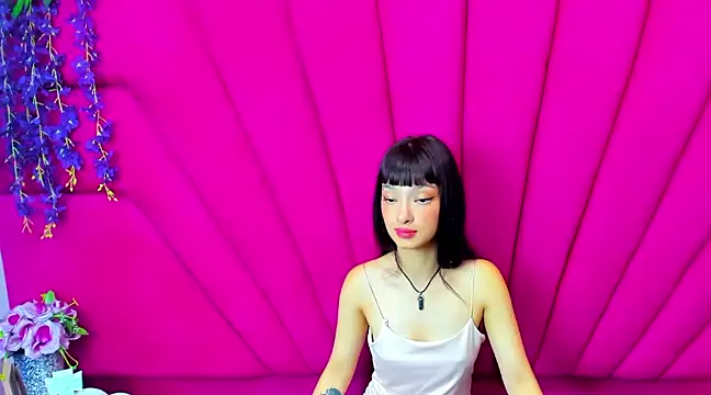 Aurora 18 online show from 12-06-24, 02:28