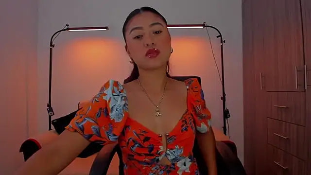 cloy baby   online show from 04-06-26, 11:22