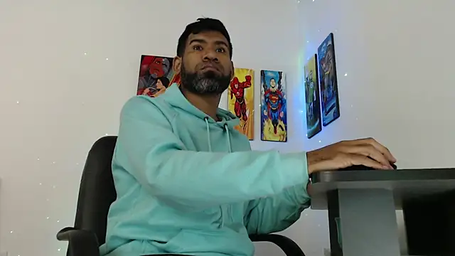 Enriblack92 online show from 12-30-24, 02:40