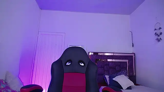 alejandrafitt online show from 10-25-25, 04:35