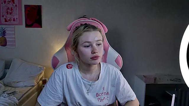 LexieLoree online show from 02-09-25, 10:42