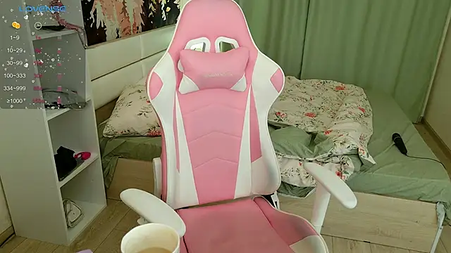 LexieLoree online show from 09-30-25, 03:00