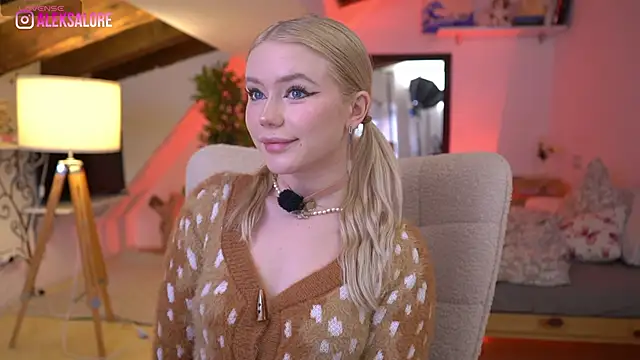 LexieLoree online show from 02-09-26, 04:05