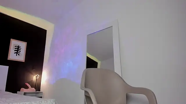 VioletPaket online show from 02-18-25, 09:31