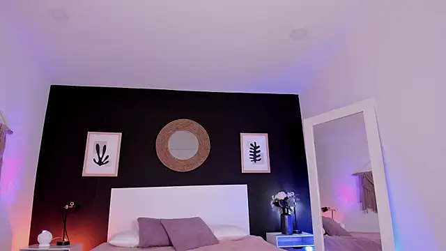 VioletPaket online show from 09-09-25, 11:43