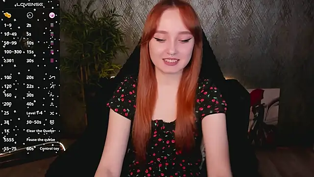 Emma Chery online show from 01-19-25, 01:44