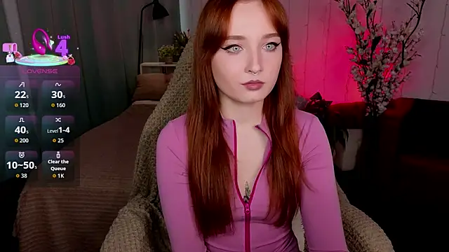 Emma Chery online show from 10-12-25, 01:43