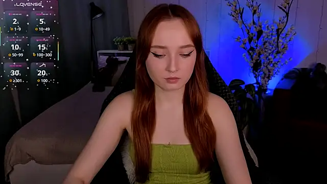 Emma Chery online show from 11-13-25, 05:50