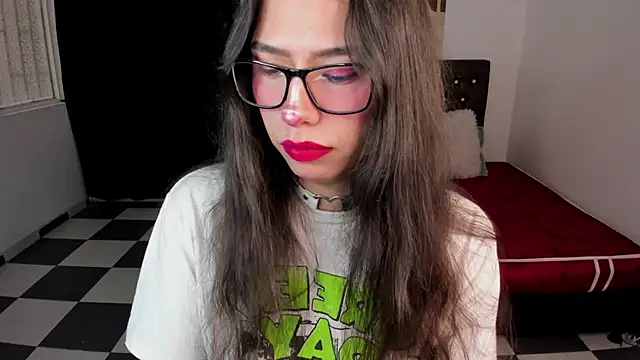 Snapshot of paula_kawaiifu_ chatting on 12-01-24, 04:29 paula kawaiifu online show from 12-01-24, 04:29