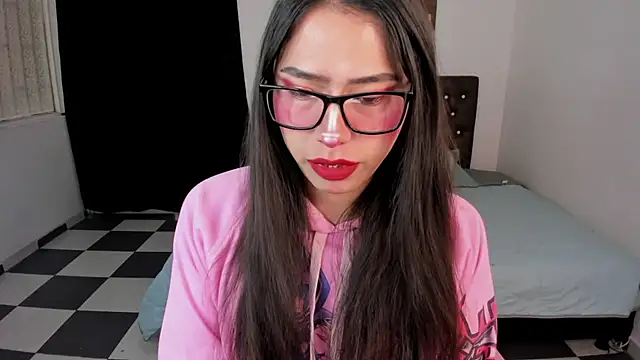 Snapshot of paula_kawaiifu_ chatting on 12-05-24, 02:11 paula kawaiifu online show from 12-05-24, 02:11
