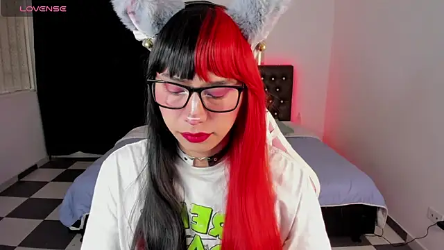 Snapshot of paula_kawaiifu_ chatting on 01-16-25, 02:19 paula kawaiifu online show from 01-16-25, 02:19