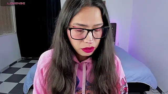 Snapshot of paula_kawaiifu_ chatting on 01-25-25, 02:14 paula kawaiifu online show from 01-25-25, 02:14