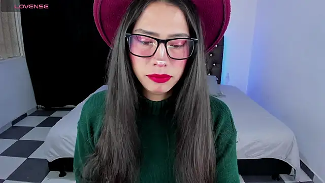 Snapshot of paula_kawaiifu_ chatting on 02-10-25, 02:05 paula kawaiifu online show from 02-10-25, 02:05