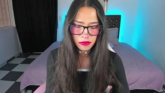 Snapshot of paula_kawaiifu_ chatting on 02-27-25, 05:15 paula kawaiifu online show from 02-27-25, 05:15
