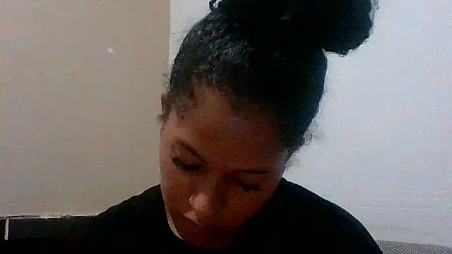 Kitra New online show from 10-30-25, 07:54