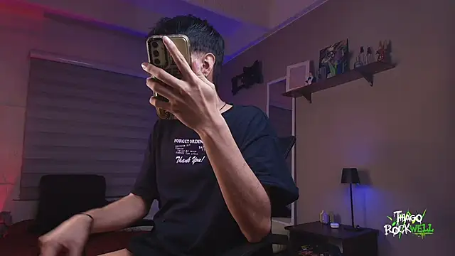 Snapshot of thiago_rockwelll chatting on 02-24-25, 05:11 thiago rockwelll online show from 02-24-25, 05:11