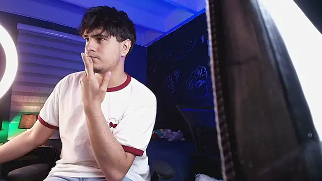 thiago rockwelll online show from 03-31-26, 03:30