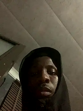 Snapshot of DManL chatting on 12-03-25, 10:30 DManL online show from 12-03-25, 10:30