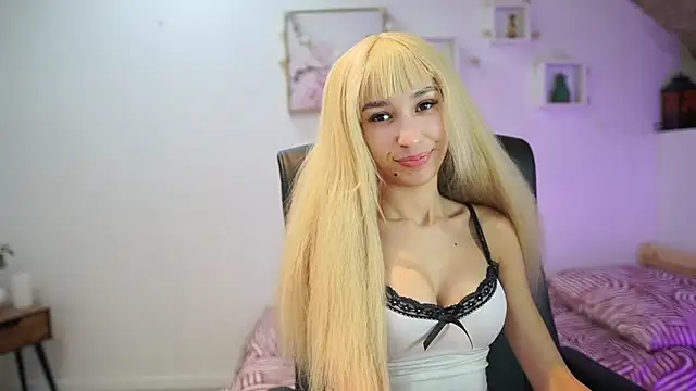 Amai  Liu online show from 11-10-25, 07:13