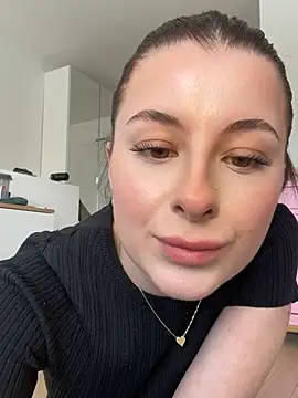 Mia-Minou online show from 02-19-26, 01:29