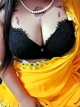 Snapshot of SHUBHI880 chatting on 03-08-26, 05:50 SHUBHI880 online show from 03-08-26, 05:50