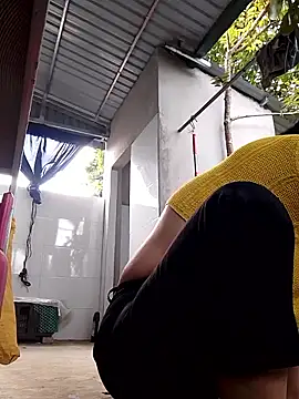 Aninyin22 online show from 12-15-25, 01:32