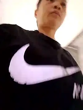 Aninyin22 online show from 02-28-26, 01:06