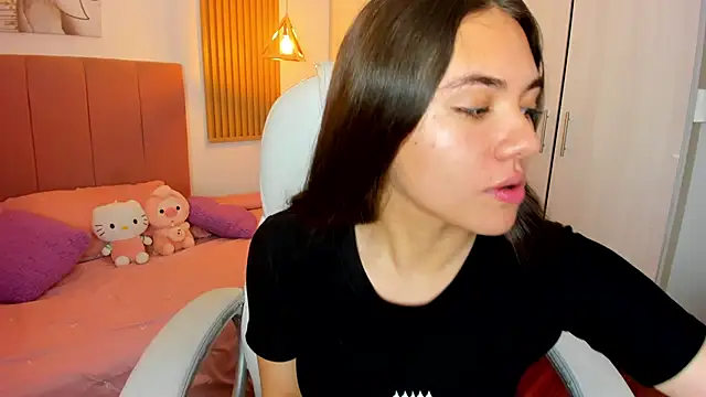 Snapshot of mia_nevaeh chatting on 01-07-25, 11:24 mia nevaeh online show from 01-07-25, 11:24