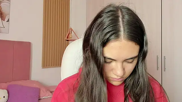 Snapshot of mia_nevaeh chatting on 02-28-25, 09:01 mia nevaeh online show from 02-28-25, 09:01