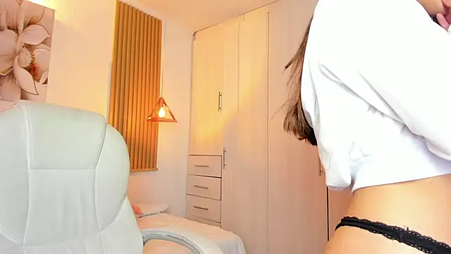 Snapshot of mia_nevaeh chatting on 03-08-25, 08:57 mia nevaeh online show from 03-08-25, 08:57