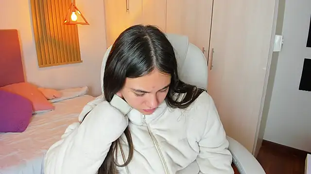 Snapshot of mia_nevaeh chatting on 03-12-25, 12:20 mia nevaeh online show from 03-12-25, 12:20