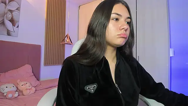 Snapshot of mia_nevaeh chatting on 10-21-25, 08:42 mia nevaeh online show from 10-21-25, 08:42