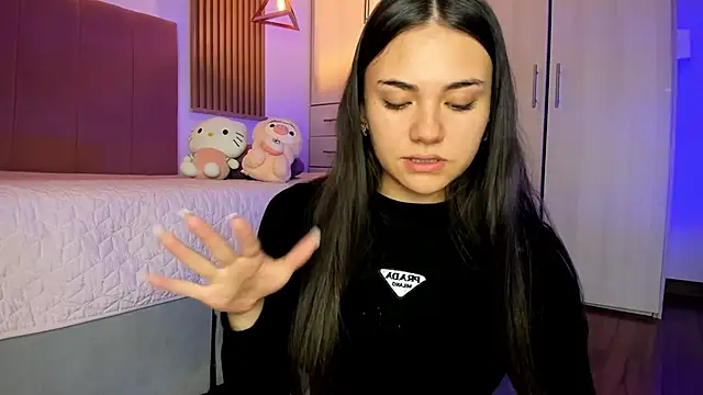 Snapshot of mia_nevaeh chatting on 11-20-25, 08:41 mia nevaeh online show from 11-20-25, 08:41