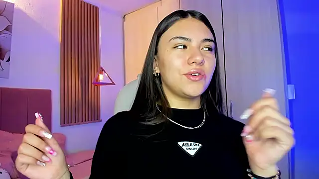 Snapshot of mia_nevaeh chatting on 01-15-26, 08:34 mia nevaeh online show from 01-15-26, 08:34