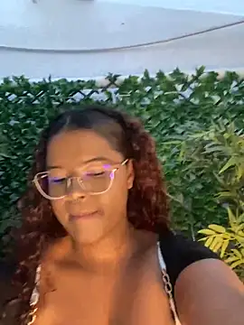 Snapshot of antonella_19x chatting on 12-04-24, 10:41 antonella 19x online show from 12-04-24, 10:41