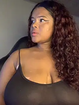 Snapshot of antonella_19x chatting on 12-22-24, 08:38 antonella 19x online show from 12-22-24, 08:38